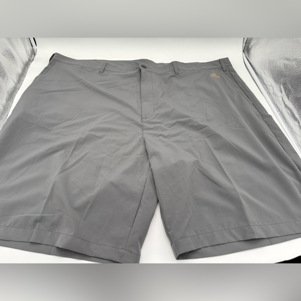 Adidas black men’s golf shorts sz 52 NWT